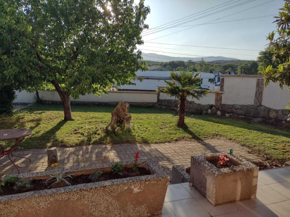 Shale Apartments And Rooms Gevgelija Buitenkant foto