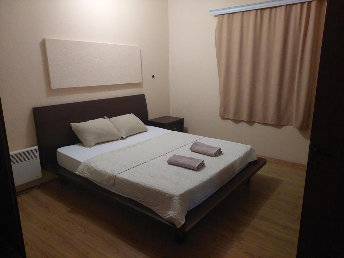 Shale Apartments And Rooms Gevgelija Buitenkant foto