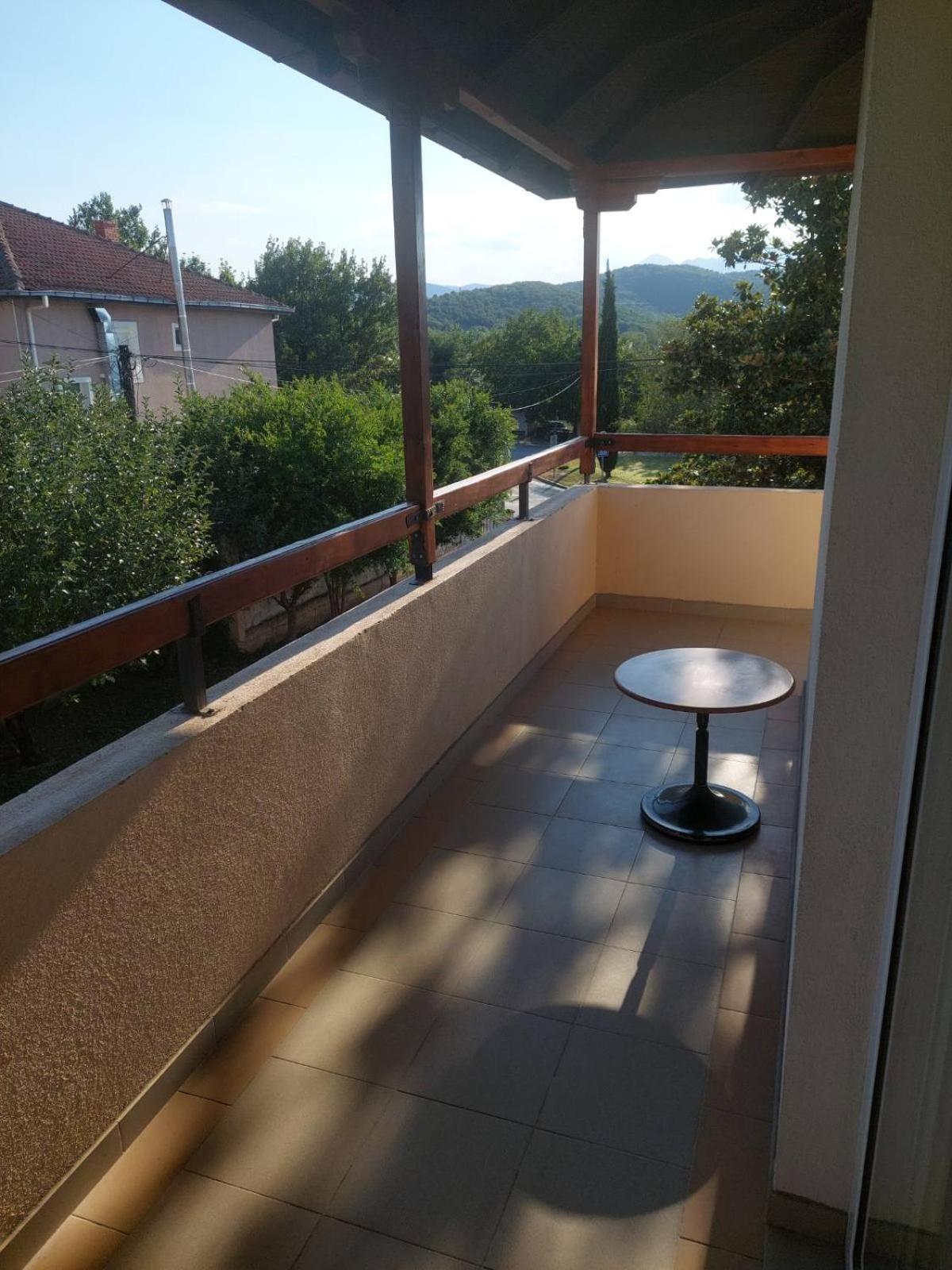 Shale Apartments And Rooms Gevgelija Buitenkant foto